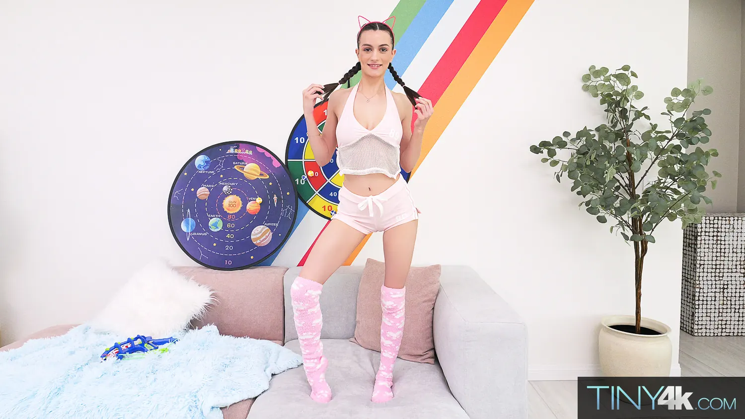 Summer Renee - Small and Stuffed | Picture (3)